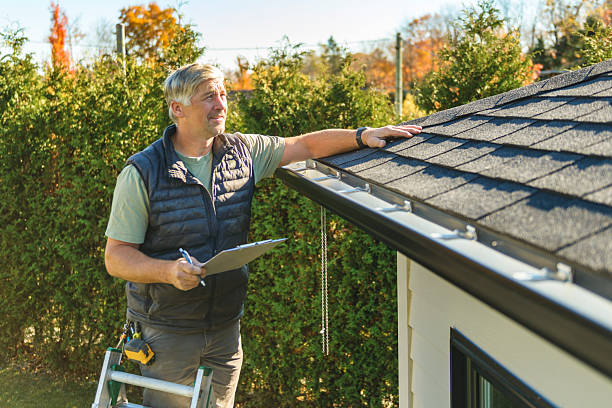 Professional Metal Roofing technician working in Ryegate, MT
